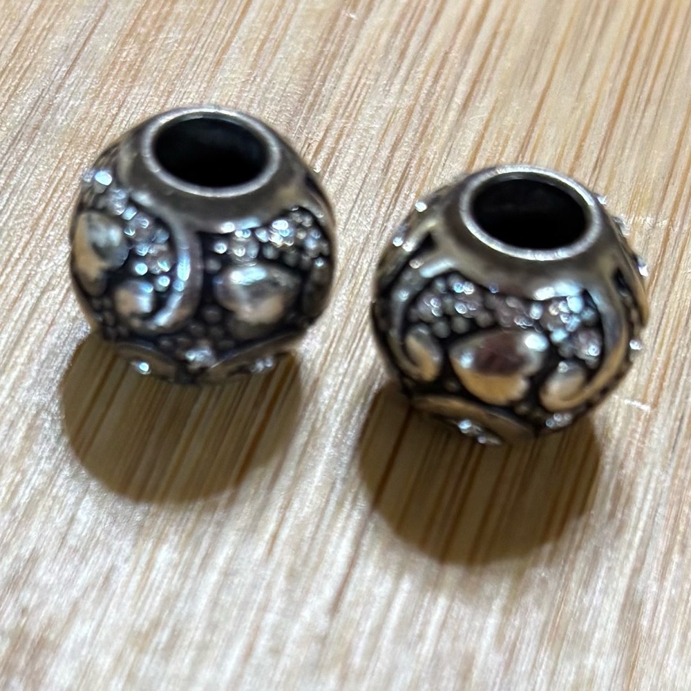 Brighton bead - listing is for one bead only